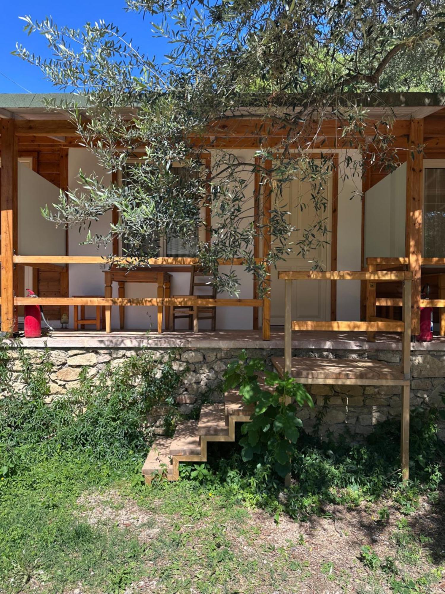 Nashos Bungalows Himare Fshat Ngoại thất bức ảnh