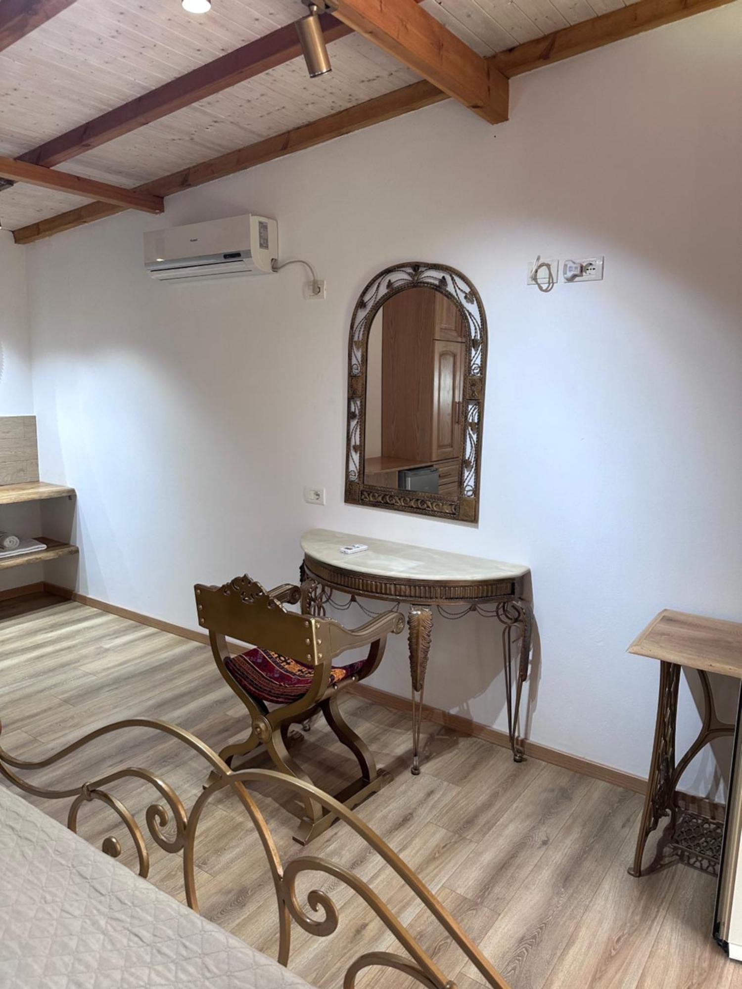 Nashos Bungalows Himare Fshat Ngoại thất bức ảnh